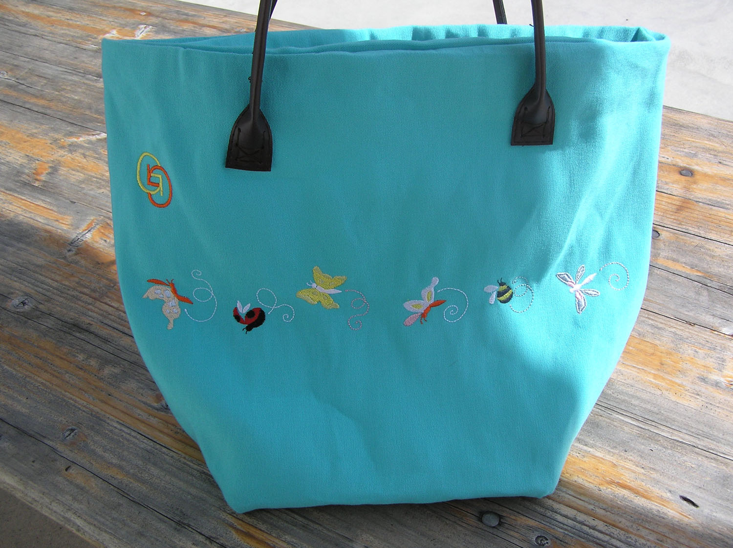 Sac trapèze bleu en toile de transat